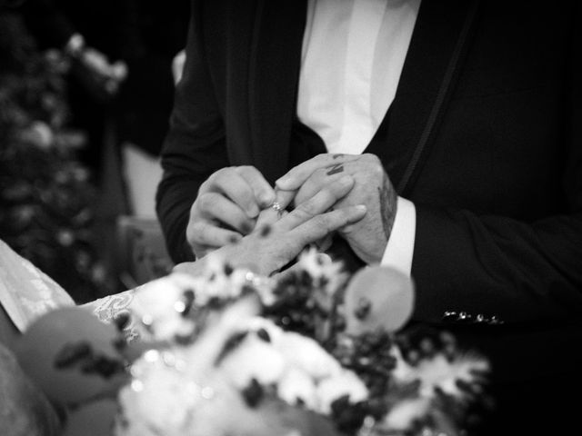 Le mariage de Romuald et Gwenaelle à Courcemont, Sarthe 8