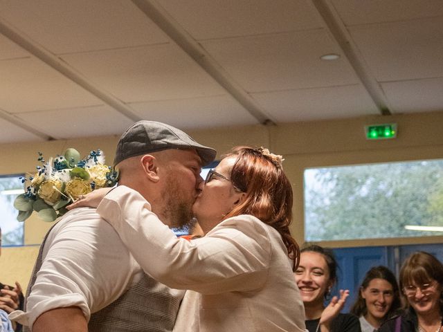 Le mariage de Romuald et Gwenaelle à Courcemont, Sarthe 38