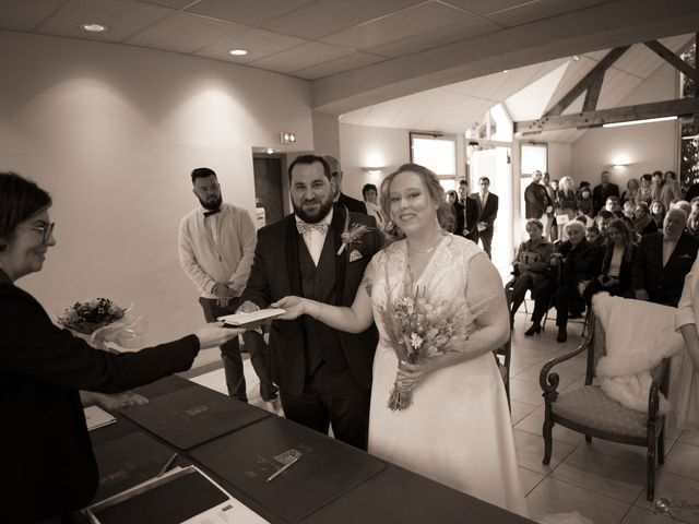 Le mariage de Brian et Caroline à Belloy-en-France, Val-d'Oise 33