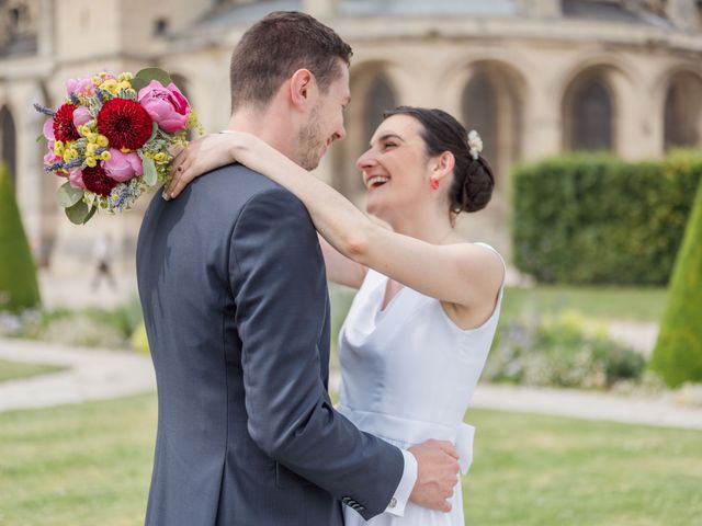 Le mariage de Alexandre et Louise à Caen, Calvados 1