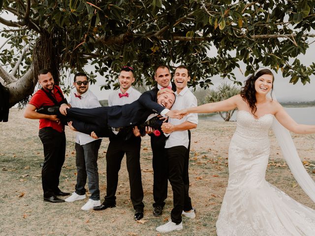 Le mariage de Greg et Aurélie à La Saline, La Réunion 25