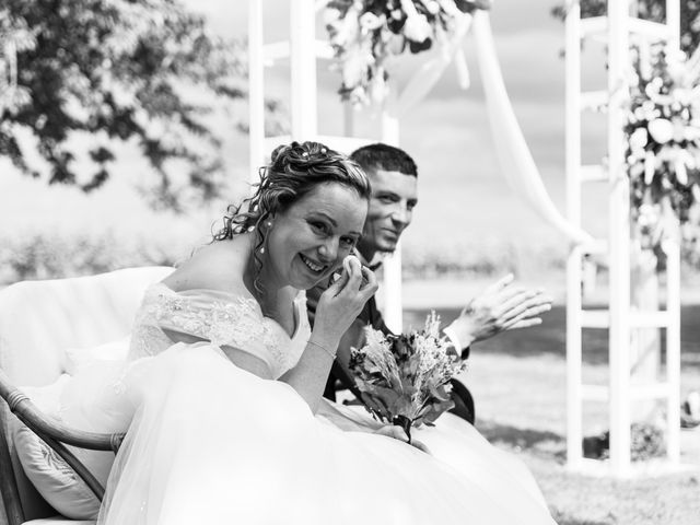 Le mariage de Anthony et Cindy à Mirebeau, Vienne 21