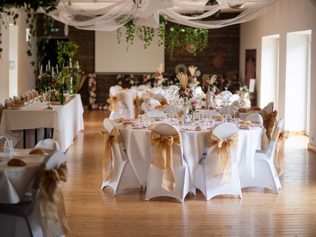 Le mariage de Cyrille et Christine à Créhen, Côtes d&apos;Armor 2