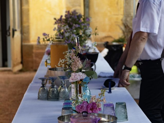 Le mariage de Charles  et Laetitia à Dijon, Côte d'Or 13