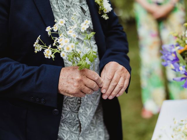 Le mariage de Andrew et Maya à Croisy-sur-Eure, Eure 75