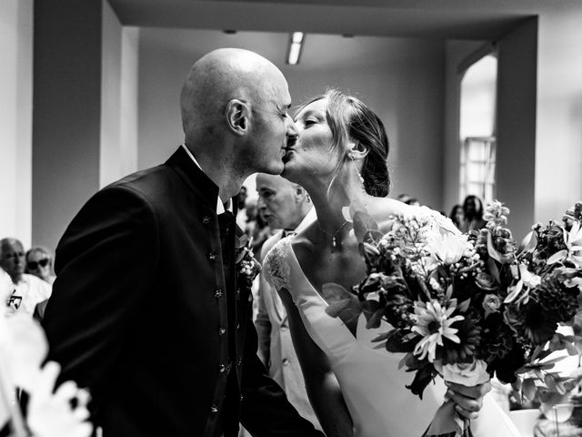 Le mariage de Cédric et Louise à Eaunes, Haute-Garonne 15