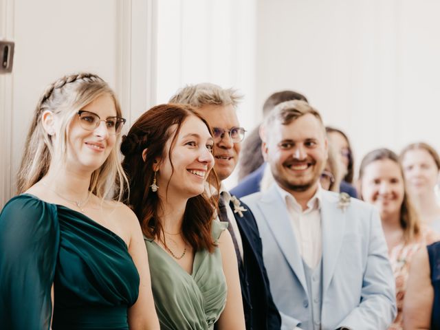 Le mariage de Florian et Cécile à Cubzac-les-Ponts, Gironde 8