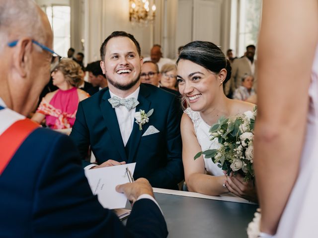 Le mariage de Florian et Cécile à Cubzac-les-Ponts, Gironde 11