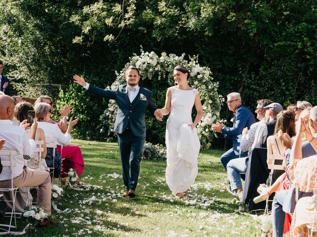 Le mariage de Florian et Cécile à Cubzac-les-Ponts, Gironde 25