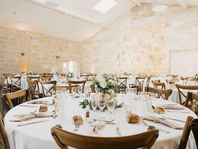 Le mariage de Florian et Cécile à Cubzac-les-Ponts, Gironde 35