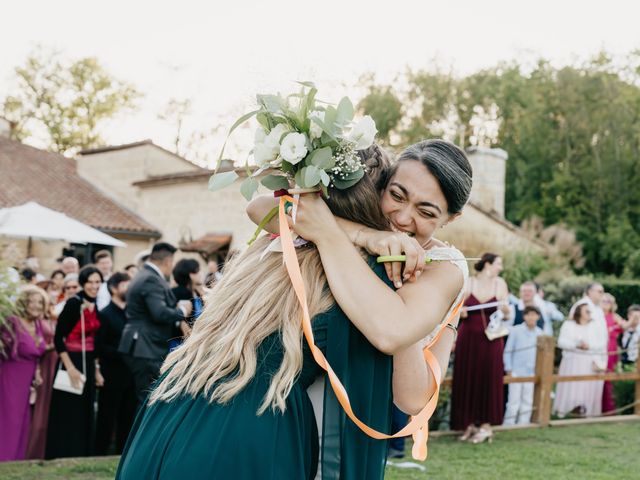 Le mariage de Florian et Cécile à Cubzac-les-Ponts, Gironde 44