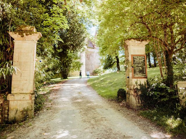 Le mariage de Romain et Lucie à Saint-Astier, Dordogne 17