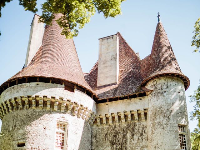 Le mariage de Romain et Lucie à Saint-Astier, Dordogne 19