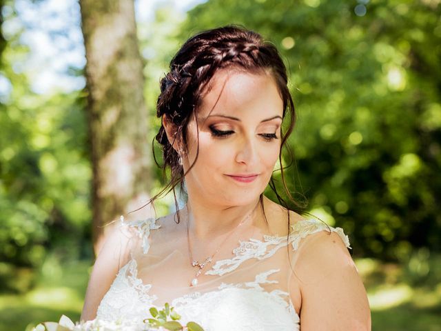 Le mariage de Romain et Lucie à Saint-Astier, Dordogne 30