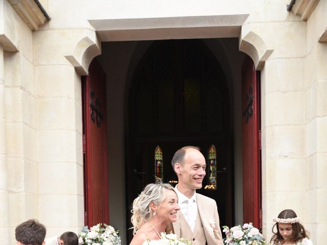 Le mariage de  Jérôme et Samantha   à Talensac, Ille et Vilaine 54