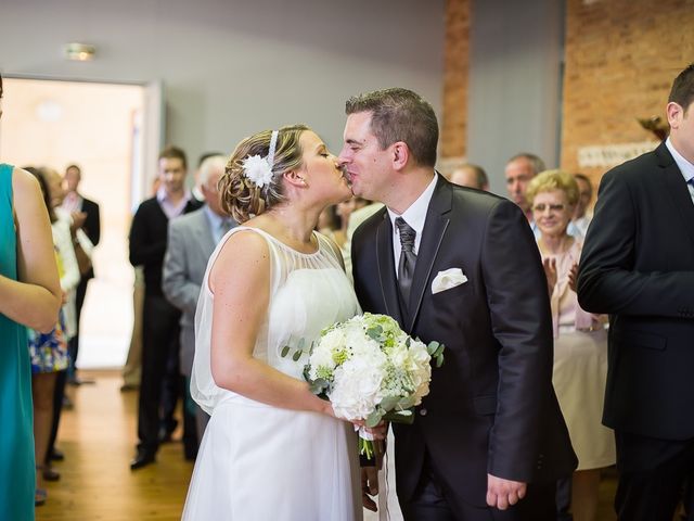 Le mariage de Sébastien et Sophie à Lherm, Haute-Garonne 18