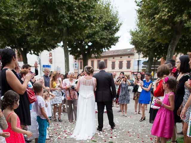 Le mariage de Sébastien et Sophie à Lherm, Haute-Garonne 23