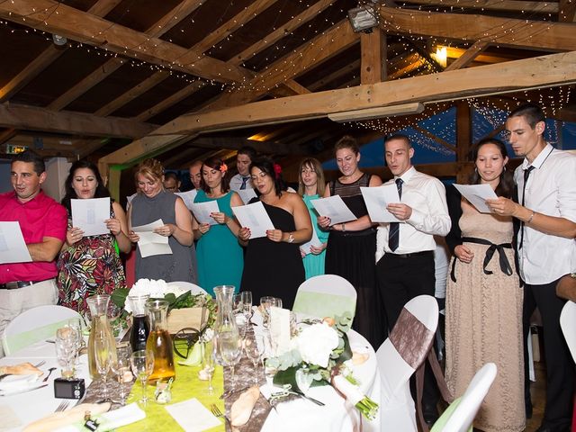Le mariage de Sébastien et Sophie à Lherm, Haute-Garonne 37