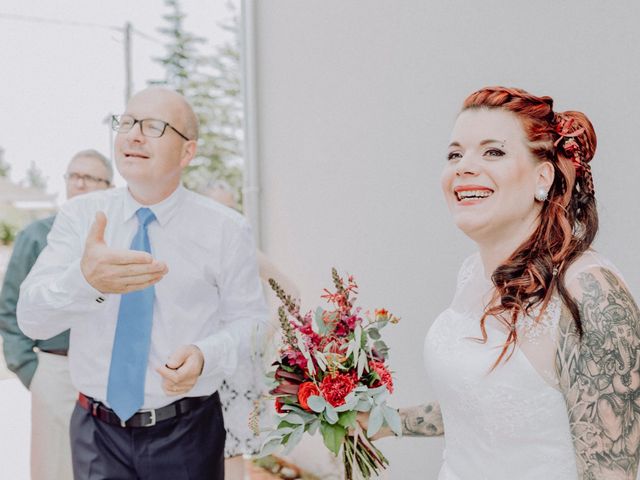 Le mariage de Christophe et Anthéa à Saint-Martin-la-Plaine, Loire 19