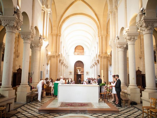 Le mariage de Cyril et Coralie à Matour, Saône et Loire 23