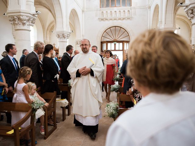 Le mariage de Johan et Delphine à Saint-Lager, Rhône 28