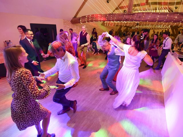 Le mariage de Guillaume et Claire à Merey, Eure 17