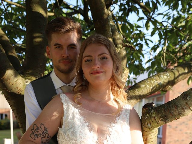 Le mariage de Clément et Amandine à Marquette-lez-Lille, Nord 5