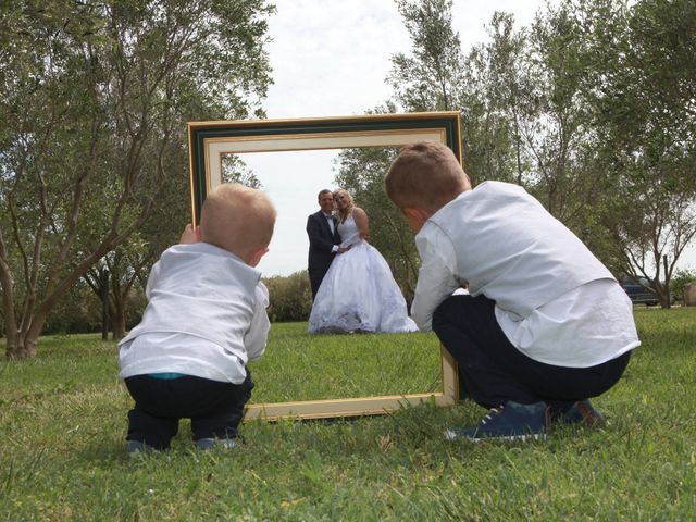 Le mariage de Valentin et Aurélie à Paradou, Bouches-du-Rhône 16