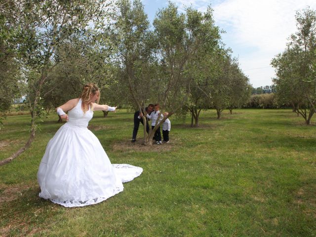 Le mariage de Valentin et Aurélie à Paradou, Bouches-du-Rhône 19