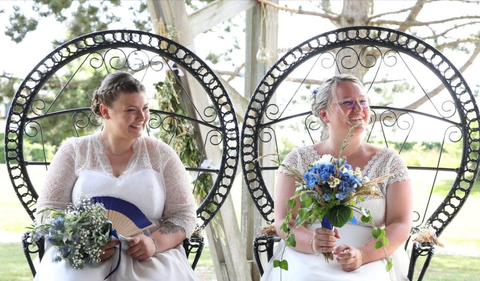 Le mariage de Clara  et Marine à Ry, Seine-Maritime
