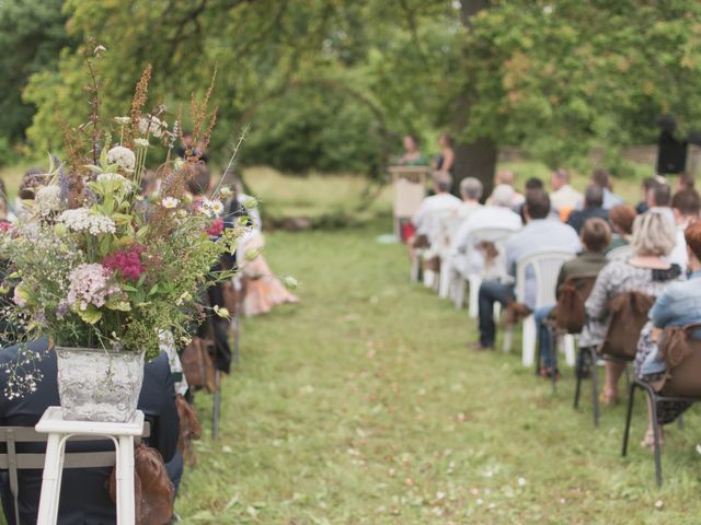 Le mariage de Jean-François et Anne-Marie à Chaussy, Val-d&apos;Oise 15