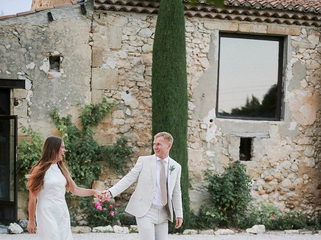 Le mariage de Jordan et Charlotte à Les Vignères, Vaucluse 3