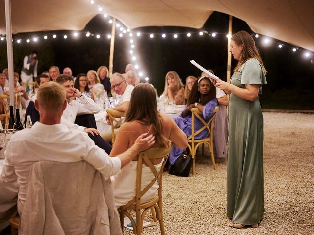 Le mariage de Jordan et Charlotte à Les Vignères, Vaucluse 2