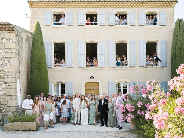 Le mariage de Jordan et Charlotte à Les Vignères, Vaucluse 18