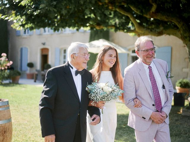 Le mariage de Jordan et Charlotte à Les Vignères, Vaucluse 35