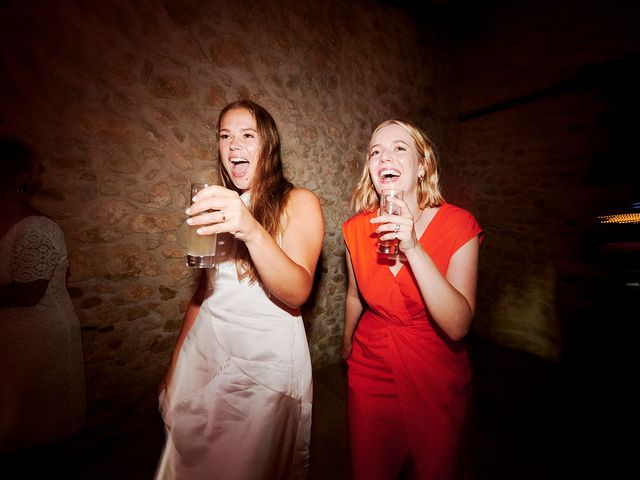 Le mariage de Jordan et Charlotte à Les Vignères, Vaucluse 83