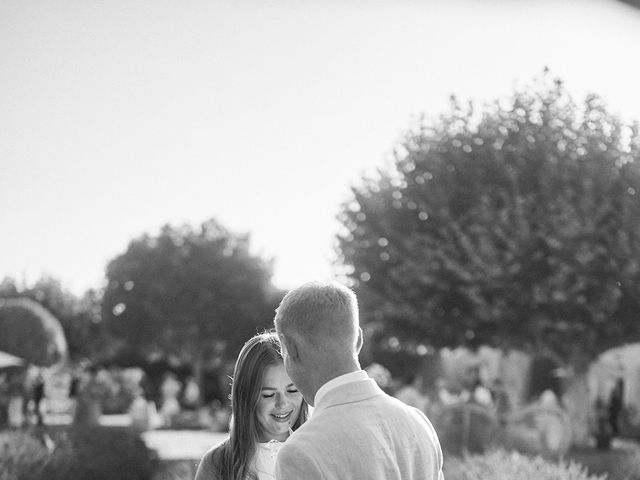 Le mariage de Jordan et Charlotte à Les Vignères, Vaucluse 86