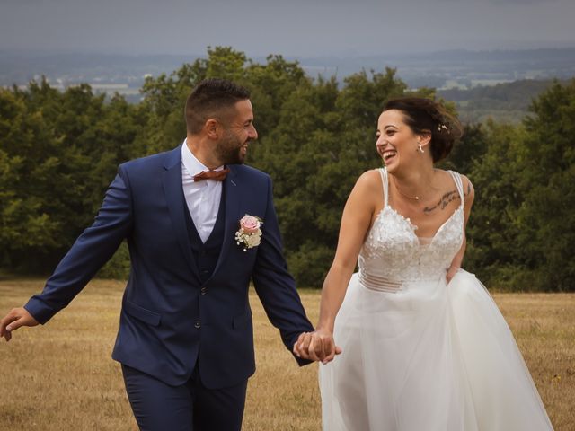 Le mariage de Kevin et Sarah à Rouillac, Charente 49