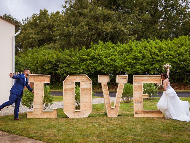 Le mariage de Kevin et Sarah à Rouillac, Charente 59