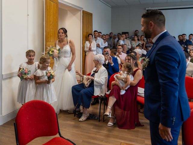 Le mariage de Kevin et Sarah à Rouillac, Charente 67