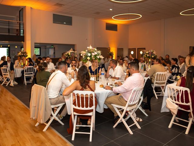 Le mariage de Kevin et Sarah à Rouillac, Charente 121