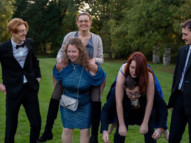 Le mariage de Kévin et Lucie à Ligny-le-Ribault, Loiret 36