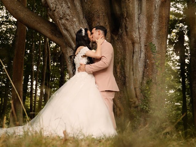 Le mariage de Dylan et Athénaïs à Saint-Justin, Landes 6