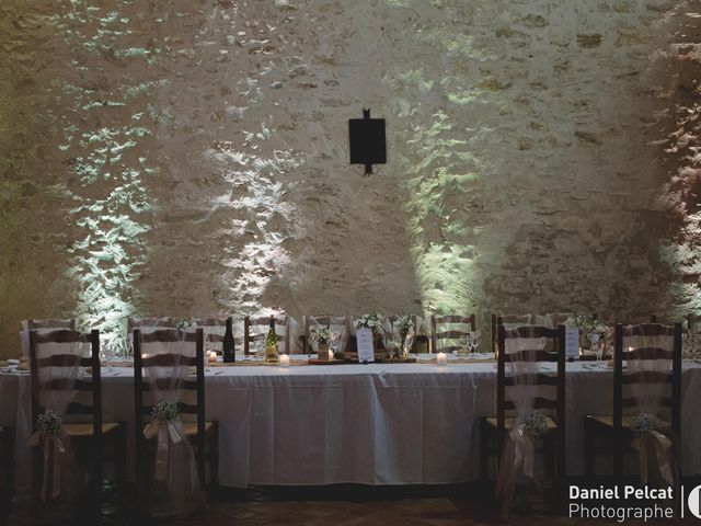 Le mariage de Clément et Marie à Jouques, Bouches-du-Rhône 17