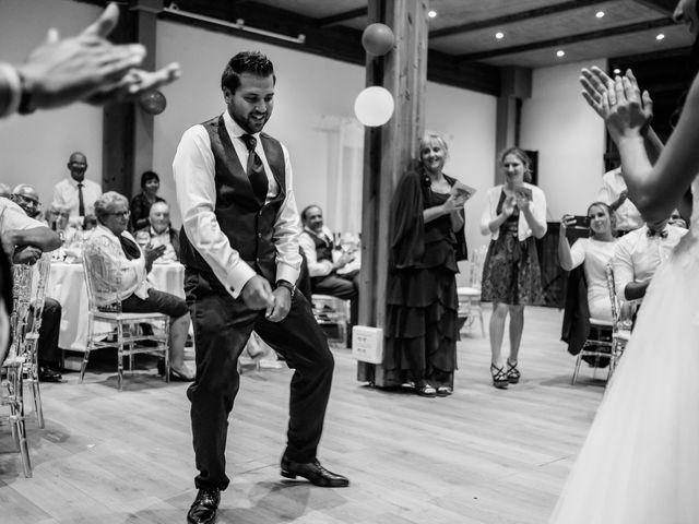 Le mariage de Vincent et Vanessa à Vannes, Morbihan 30