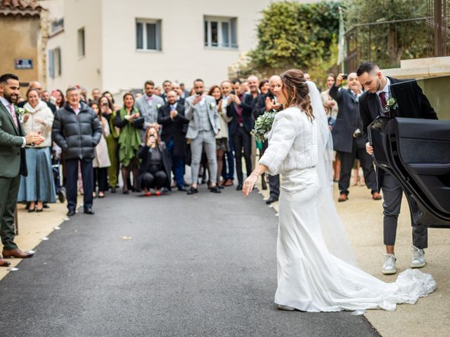 Le mariage de Enzo et Roxane à Pujaut, Gard 32