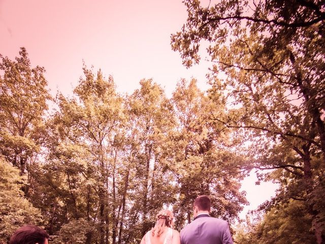 Le mariage de Alexandre et Gaëlle à Beaubery, Saône et Loire 37