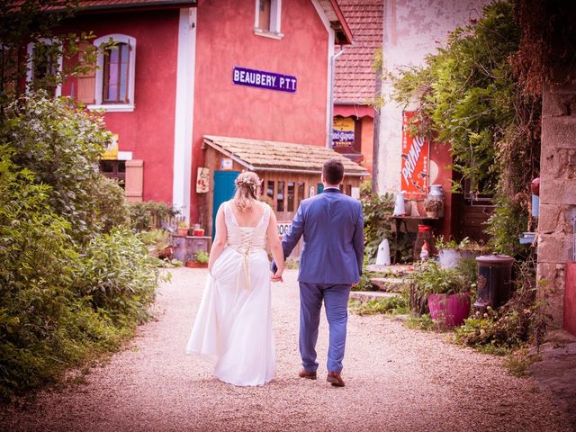 Le mariage de Alexandre et Gaëlle à Beaubery, Saône et Loire 53