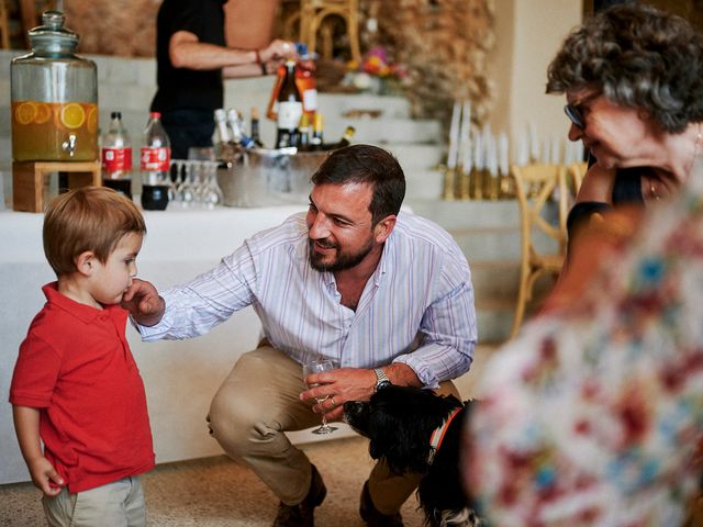 Le mariage de Vincent et Lila à Lioux, Vaucluse 2