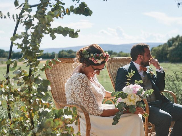 Le mariage de Vincent et Lila à Lioux, Vaucluse 122